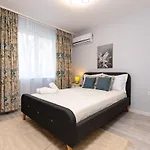 Apartment Gorgeous Yanevi 2 Bedroom & Parking Plovdiv