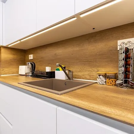 Gorgeous Yanevi 2 Bedroom & Parking * Filibe
