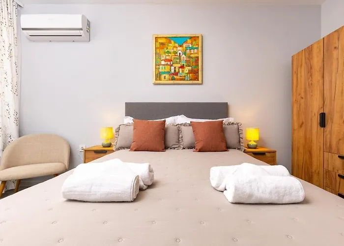 Apartment Gorgeous Yanevi 2 Bedroom & Parking Plovdiv