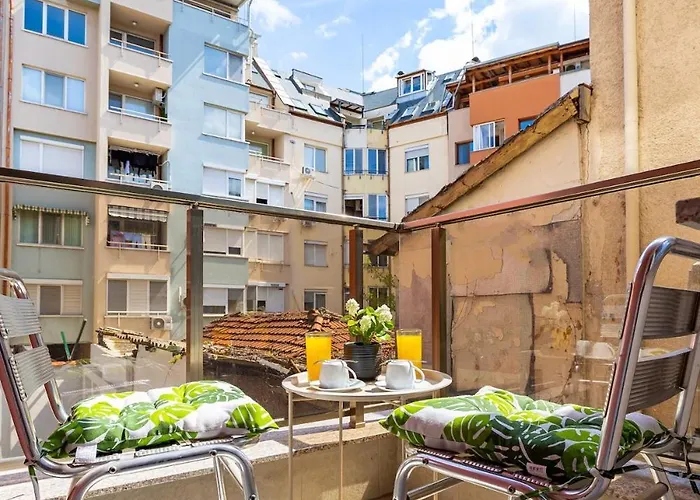 Apartment Gorgeous Yanevi 2 Bedroom & Parking Plovdiv