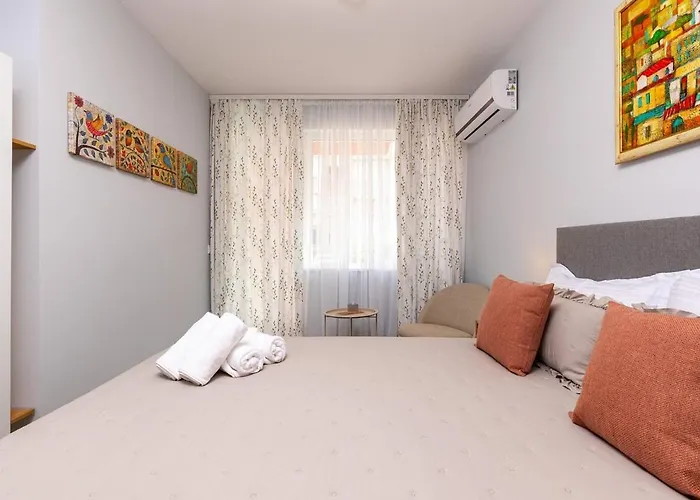 Apartment Gorgeous Yanevi 2 Bedroom & Parking Plovdiv